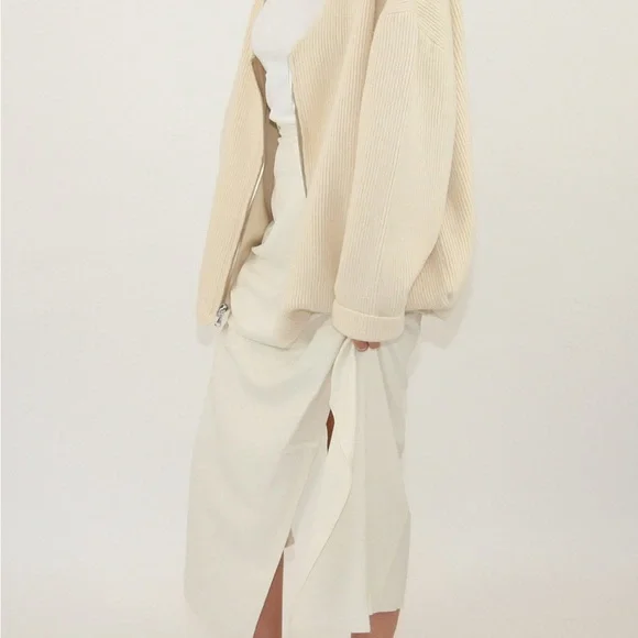 James Street Co Oversized Zip
Cardigan - Picture 4 of 10